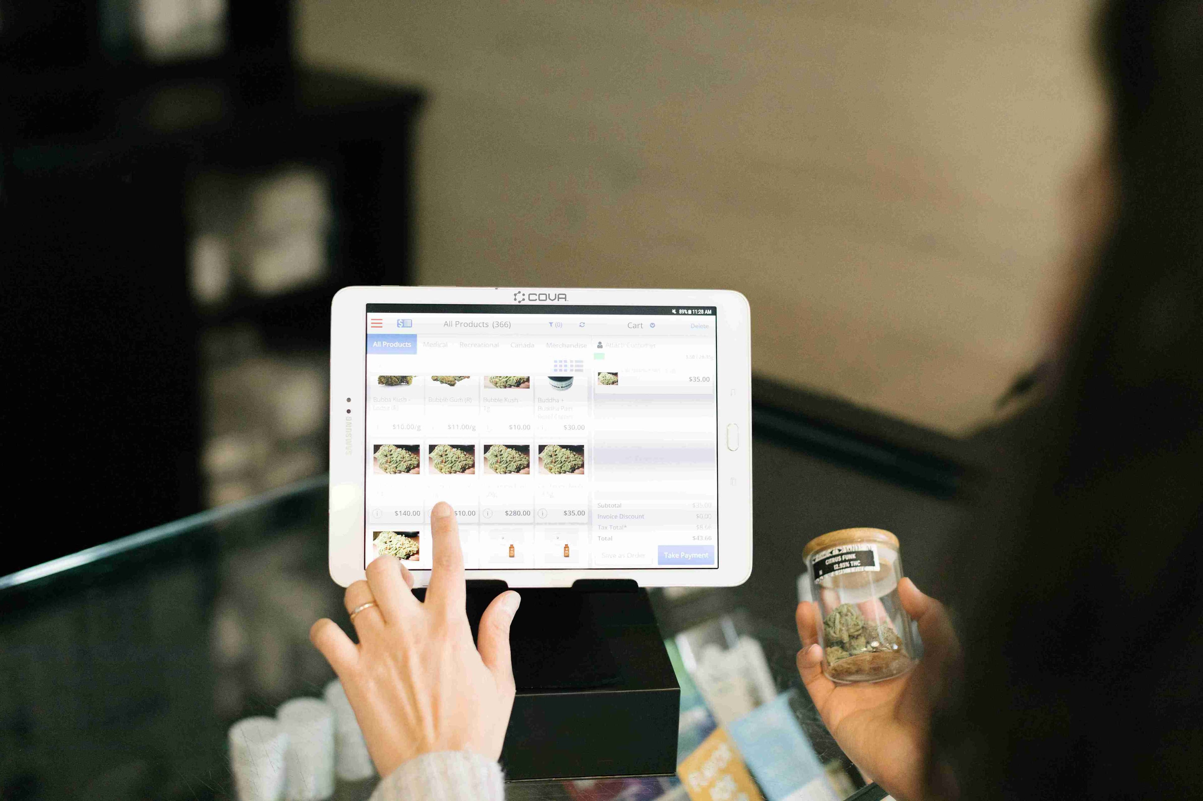 Digital Products & Subscriptions